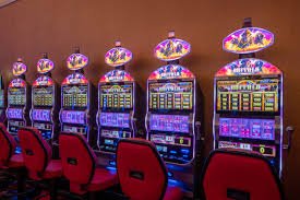 b 29 b 29 par Slots Lobby - Har Roz Naye Kamre